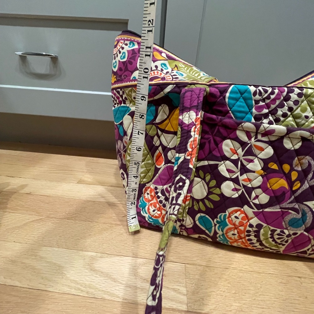 Vera Bradley Medium Size Tote - Picture 9 of 10